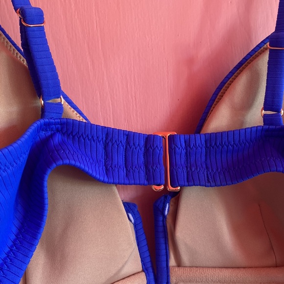 NWT blue bikini top - Picture 5 of 6